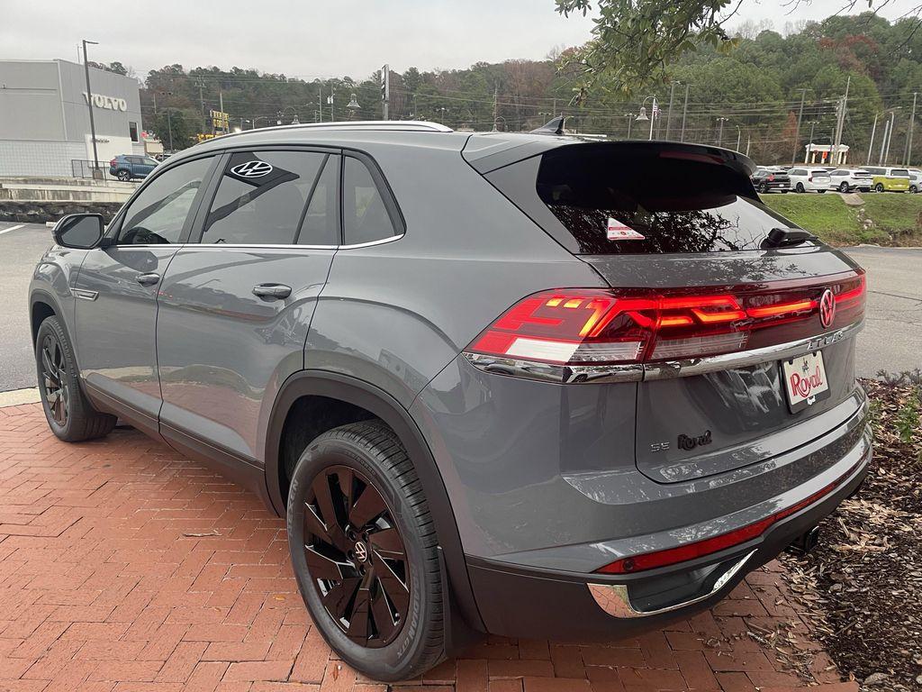 new 2026 Volkswagen Atlas Cross Sport car, priced at $44,702