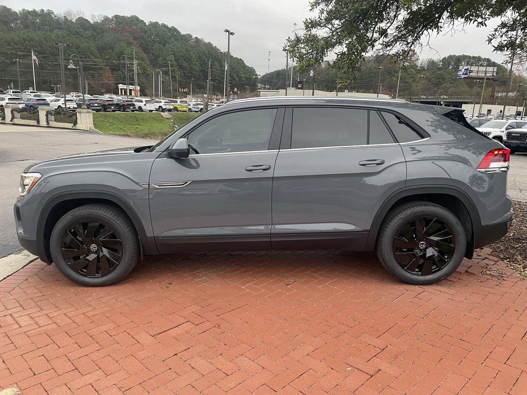 new 2026 Volkswagen Atlas Cross Sport car, priced at $44,702