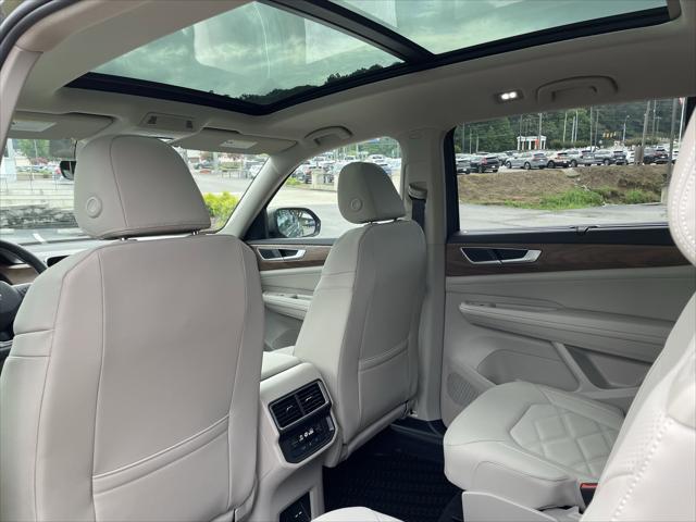 new 2025 Volkswagen Atlas car, priced at $42,976
