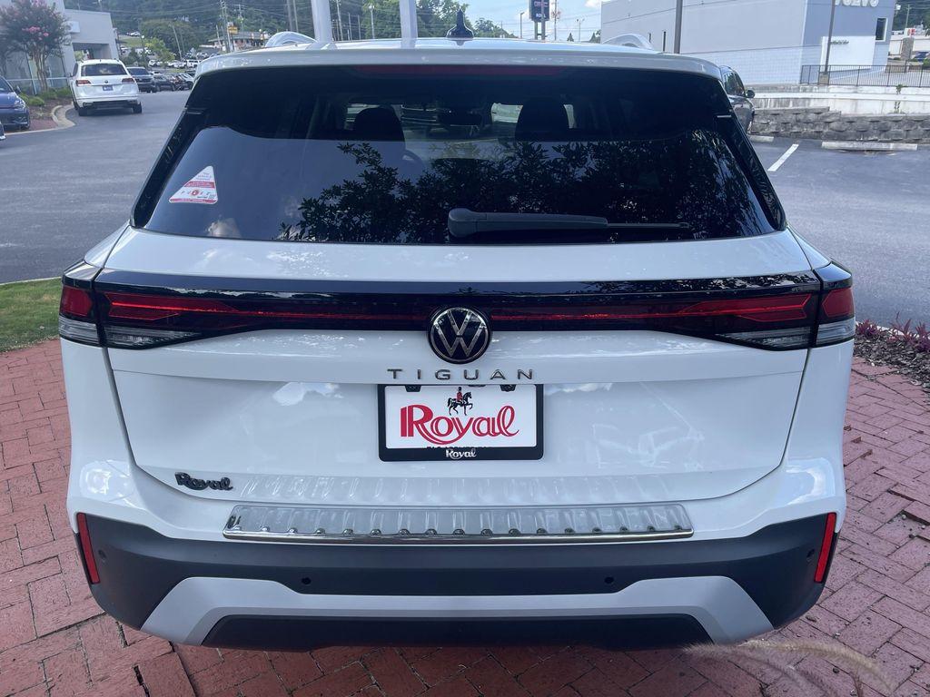 new 2025 Volkswagen Tiguan car, priced at $29,152