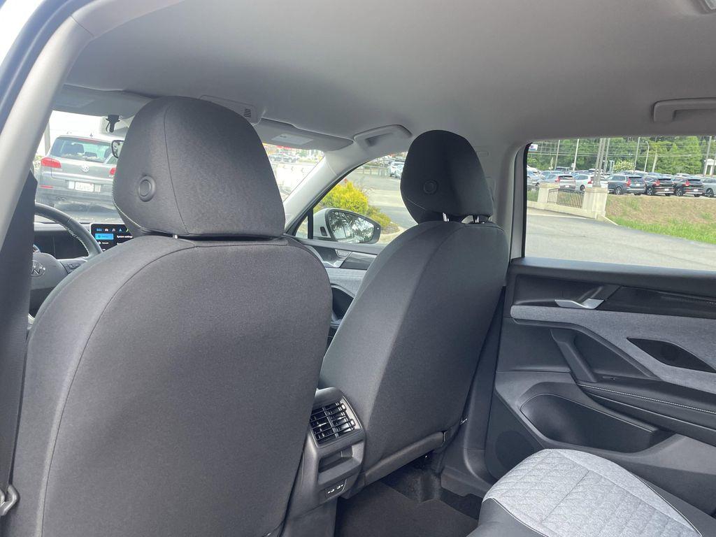new 2025 Volkswagen Tiguan car, priced at $29,152
