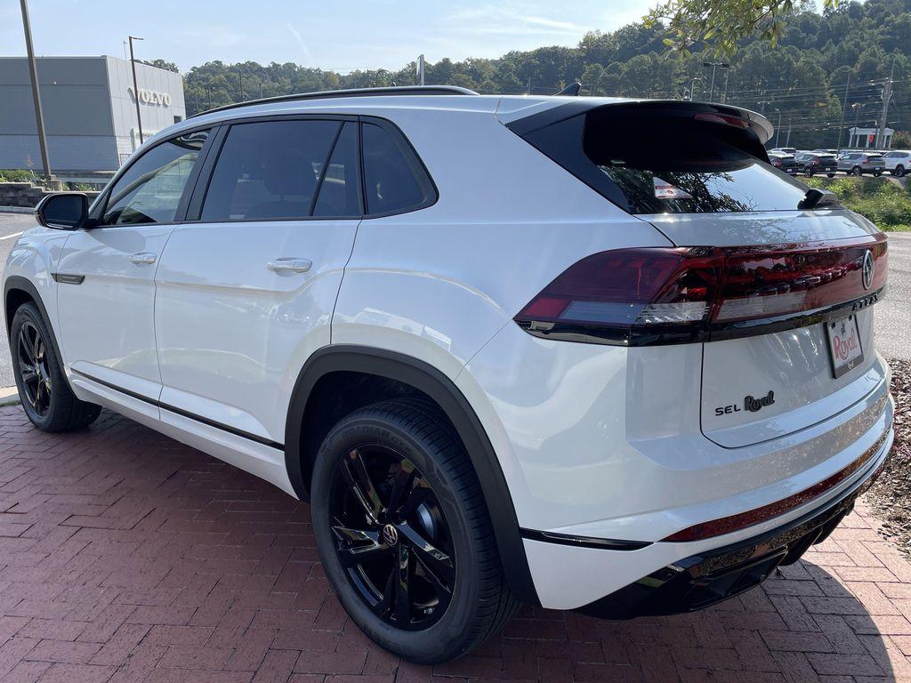 new 2026 Volkswagen Atlas Cross Sport car, priced at $51,216