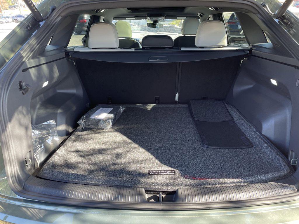 new 2026 Volkswagen Atlas Cross Sport car, priced at $53,434