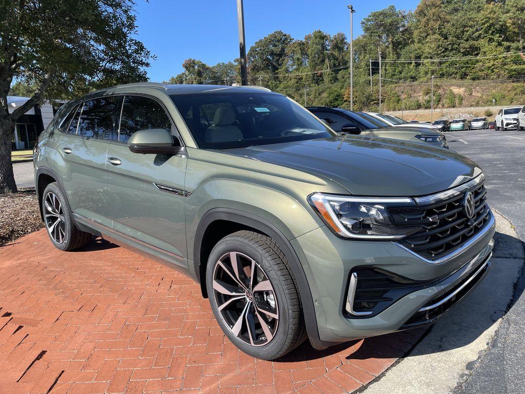 new 2026 Volkswagen Atlas Cross Sport car, priced at $53,434