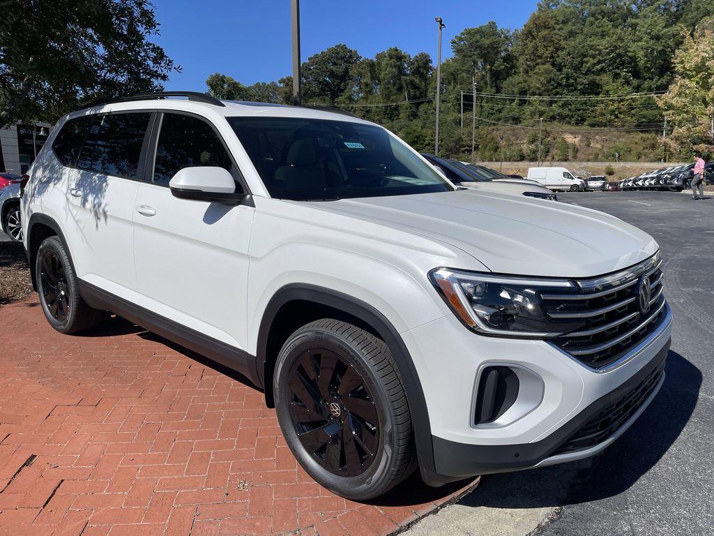 new 2026 Volkswagen Atlas car, priced at $45,800