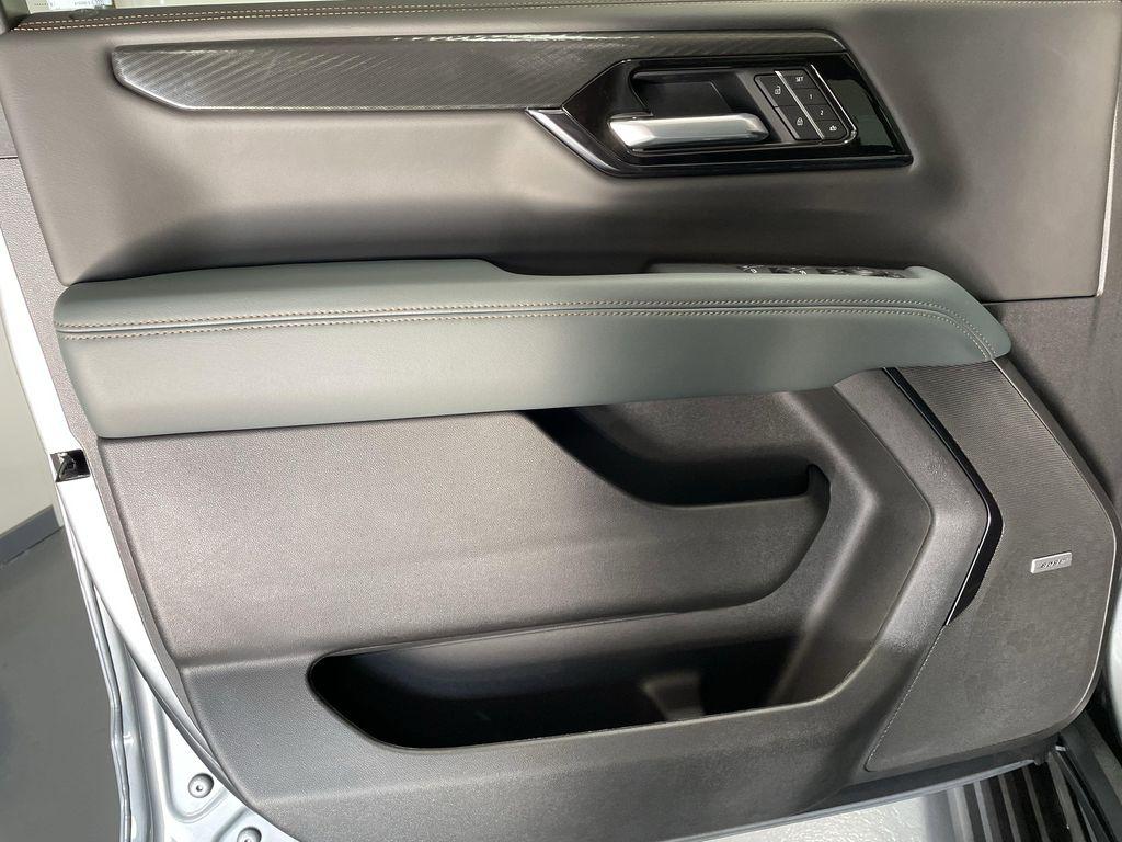 new 2025 GMC Yukon car, priced at $90,480