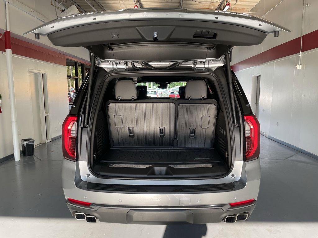 new 2025 GMC Yukon car, priced at $90,480