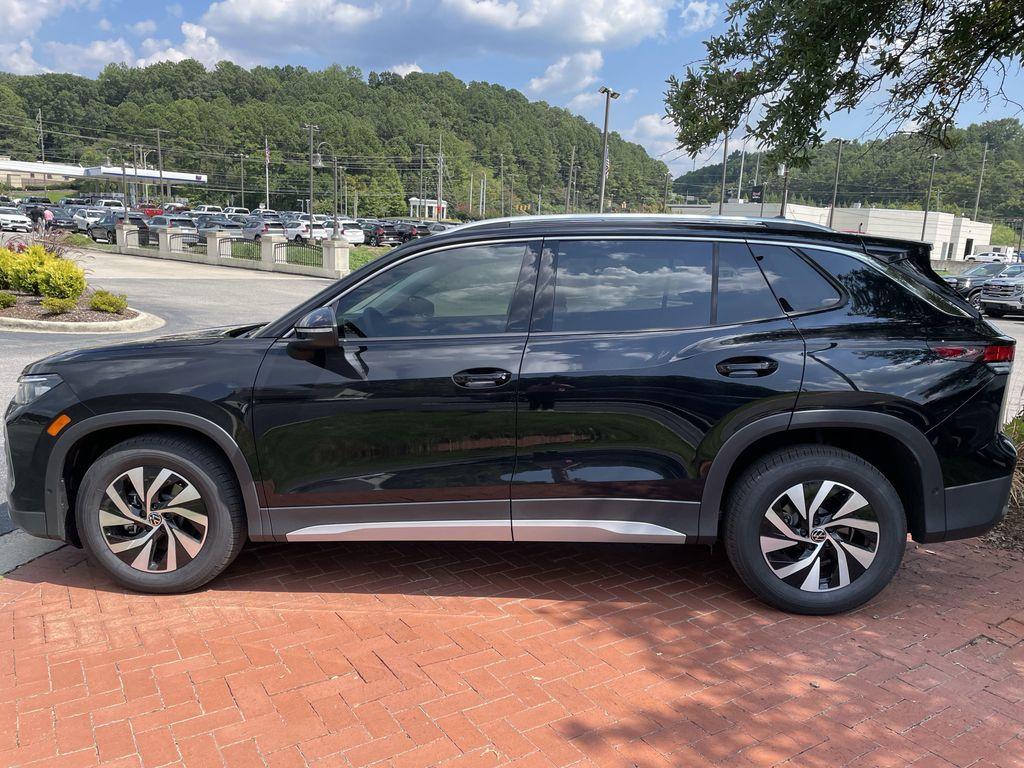 new 2025 Volkswagen Tiguan car, priced at $29,646