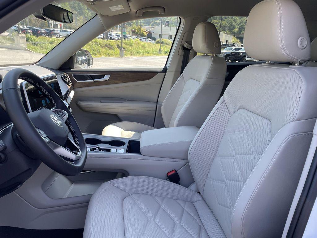 new 2026 Volkswagen Atlas car, priced at $39,473