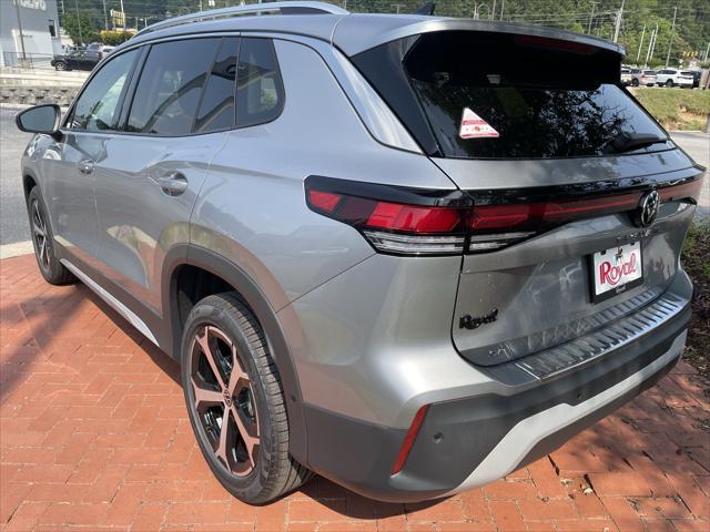 new 2025 Volkswagen Tiguan car, priced at $34,889
