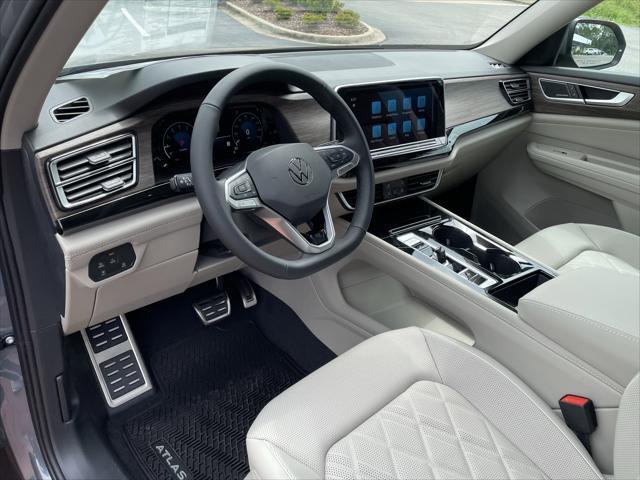 new 2025 Volkswagen Atlas car, priced at $53,273