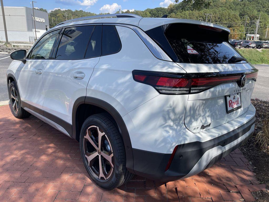 new 2025 Volkswagen Tiguan car, priced at $35,270