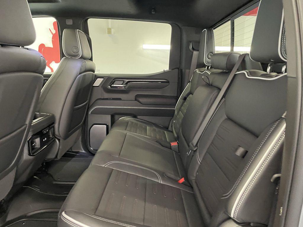 new 2025 GMC Sierra 1500 car, priced at $83,180