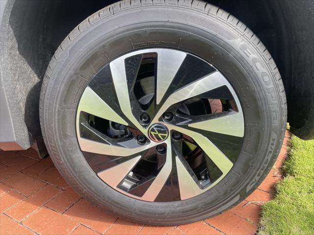 new 2025 Volkswagen Tiguan car, priced at $30,515