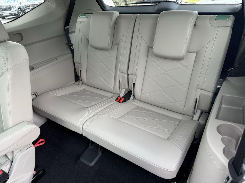 new 2026 Volkswagen Atlas car, priced at $45,517