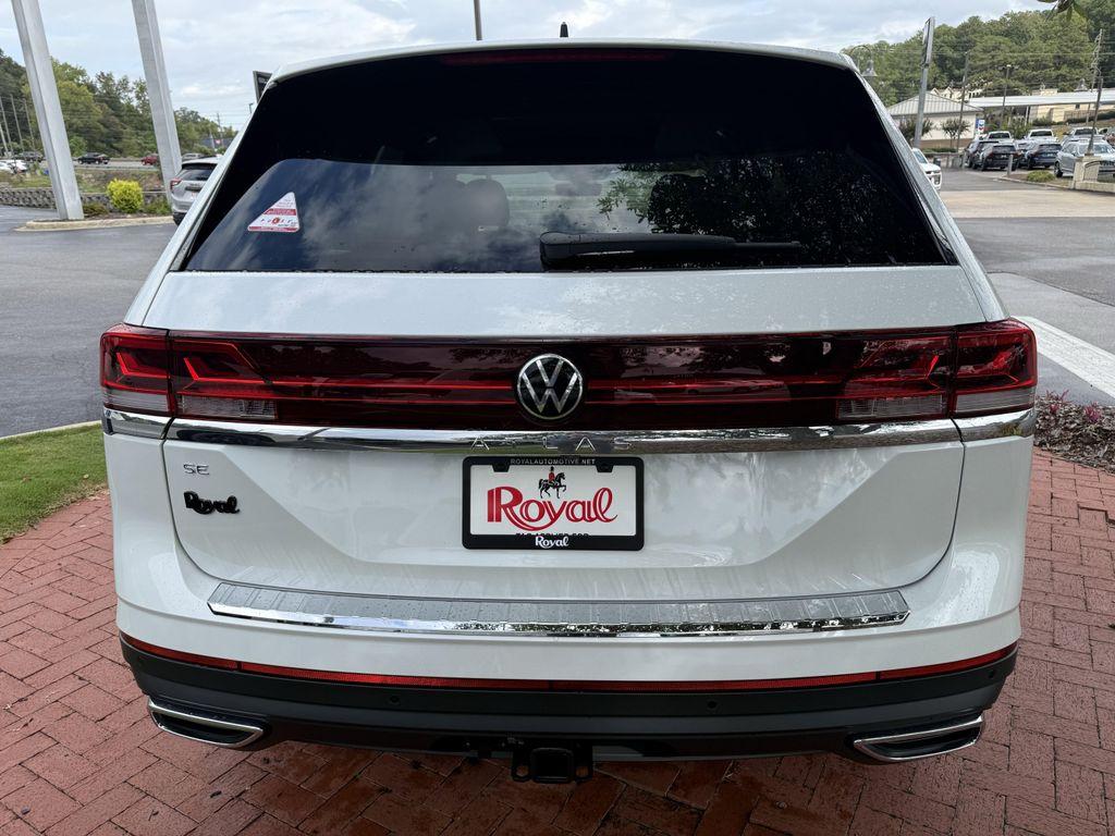 new 2026 Volkswagen Atlas car, priced at $45,517