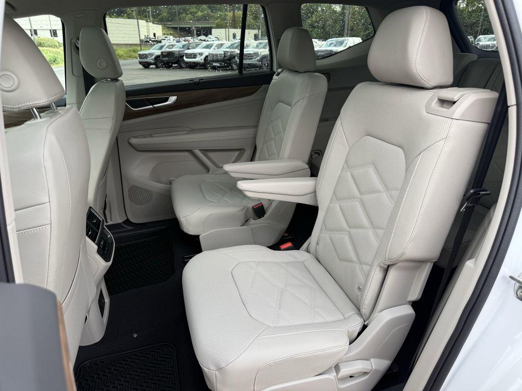 new 2026 Volkswagen Atlas car, priced at $45,517