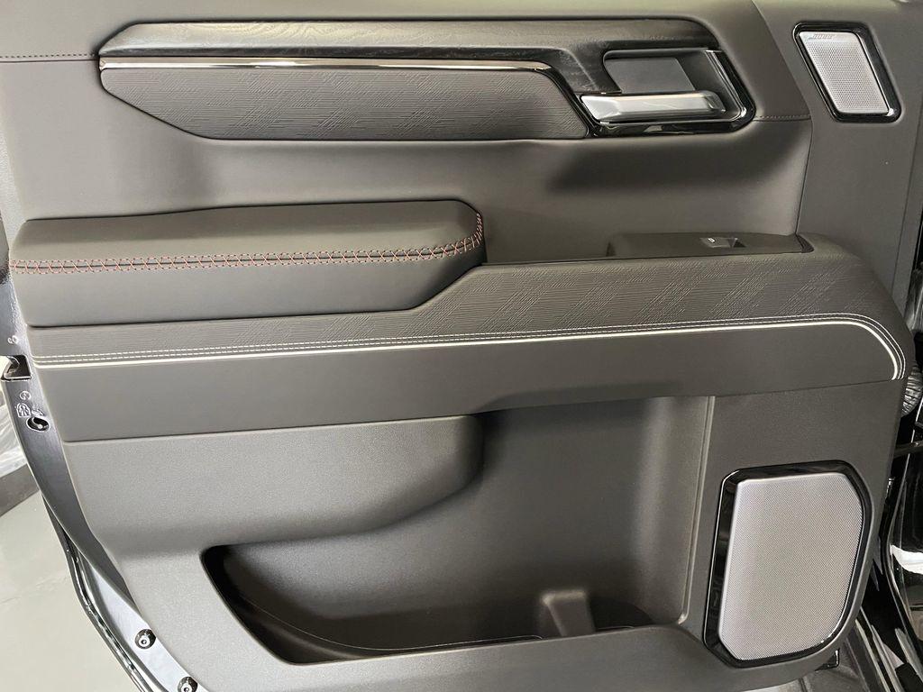 new 2025 GMC Sierra 1500 car, priced at $83,180