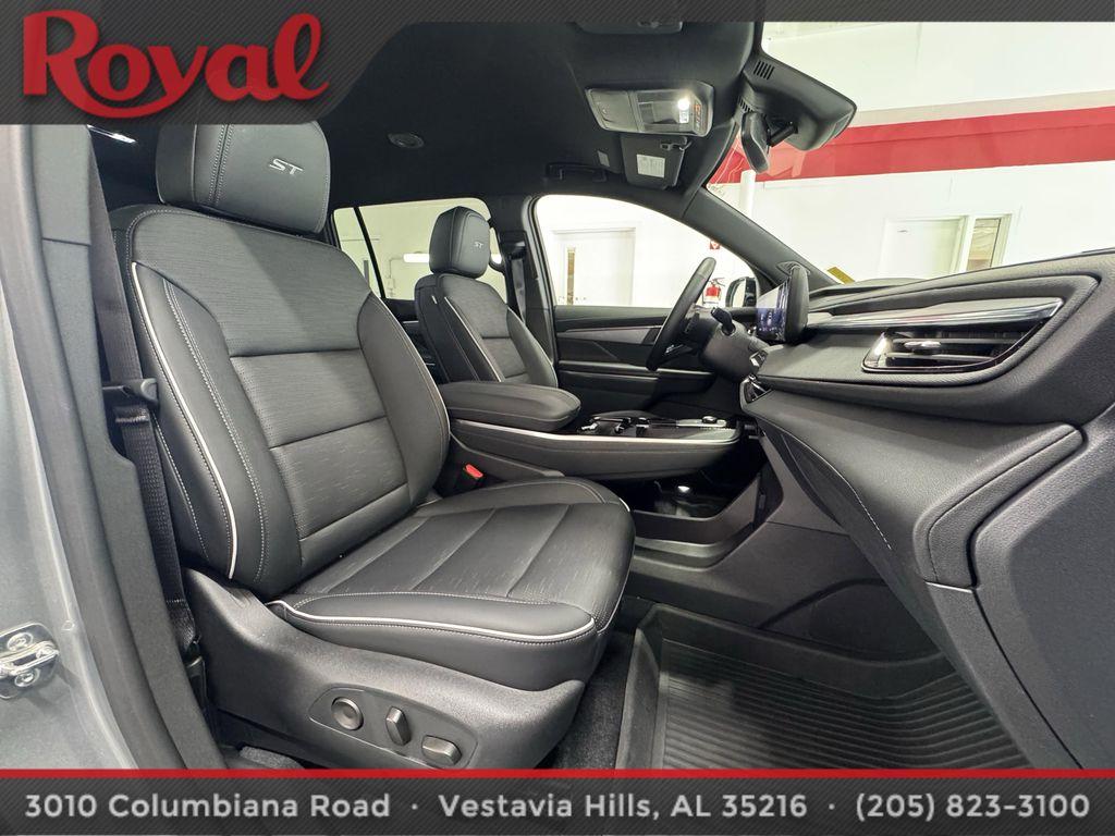used 2025 Buick Enclave car, priced at $42,729