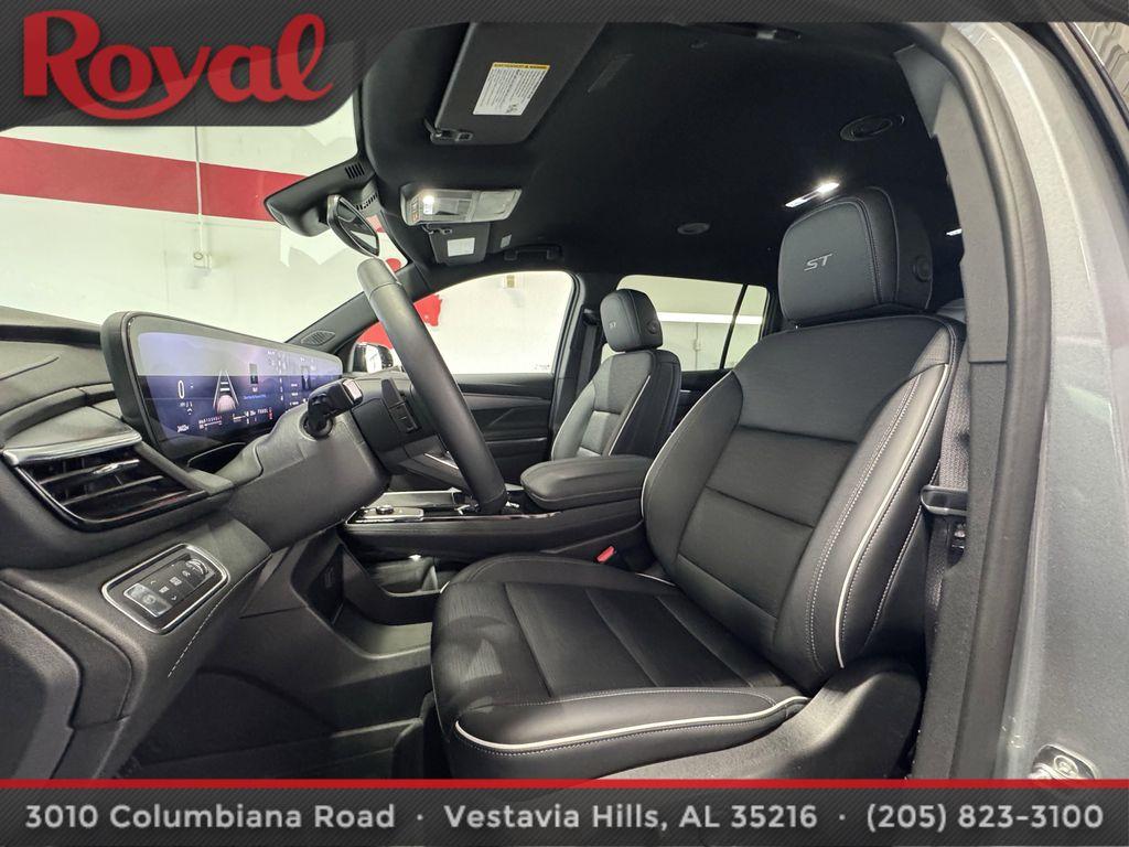 used 2025 Buick Enclave car, priced at $42,729