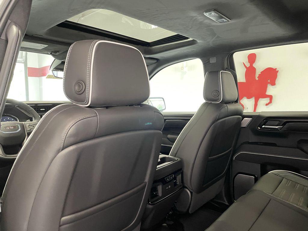 new 2025 GMC Sierra 1500 car, priced at $83,180