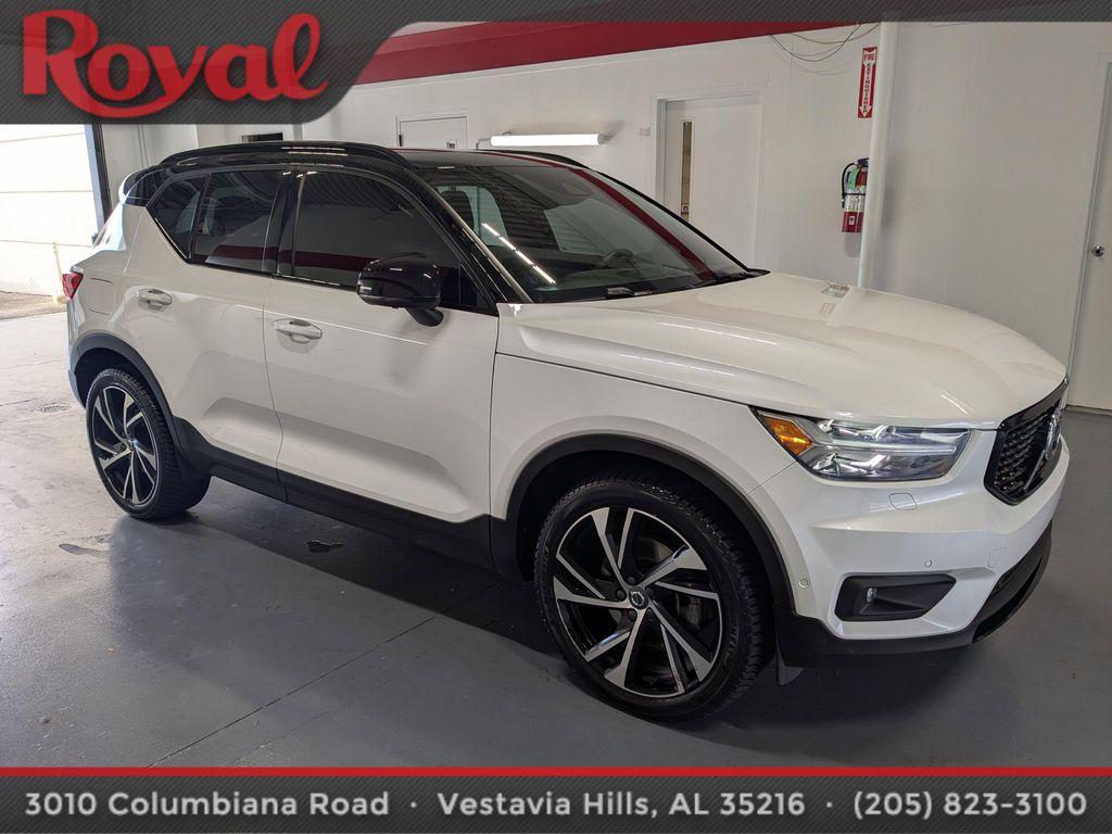 used 2021 Volvo XC40 car, priced at $25,998
