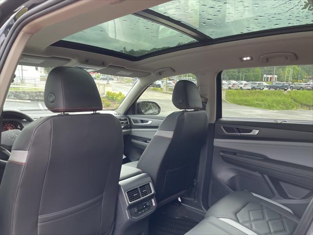 new 2025 Volkswagen Atlas car, priced at $45,231