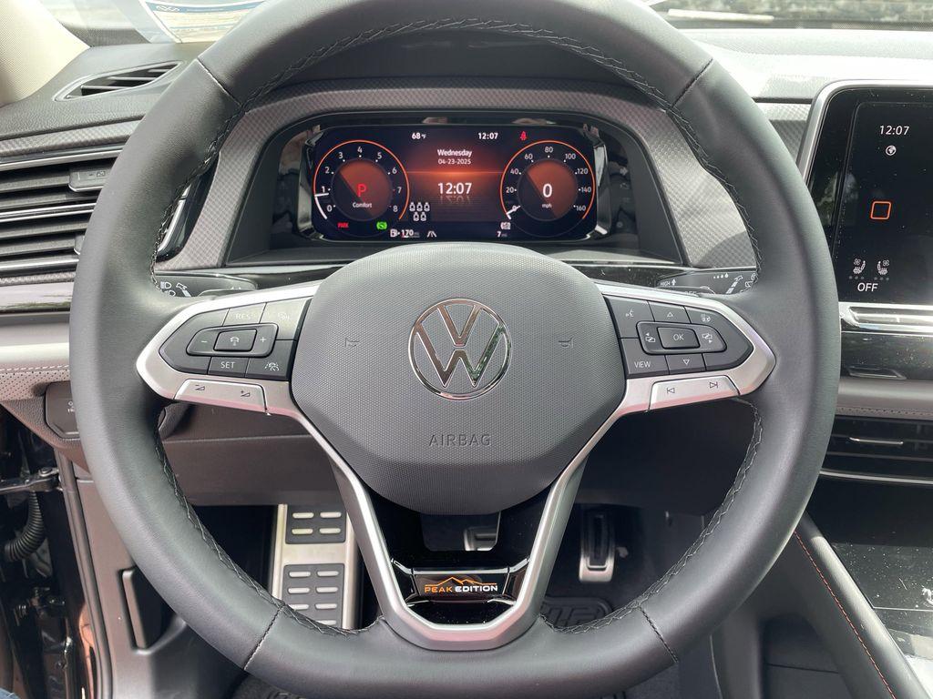 new 2025 Volkswagen Atlas car, priced at $42,980