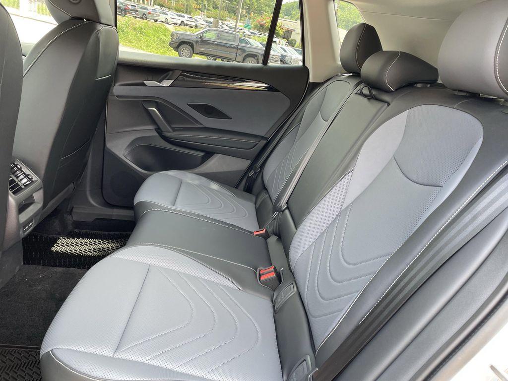 new 2025 Volkswagen Tiguan car, priced at $32,913