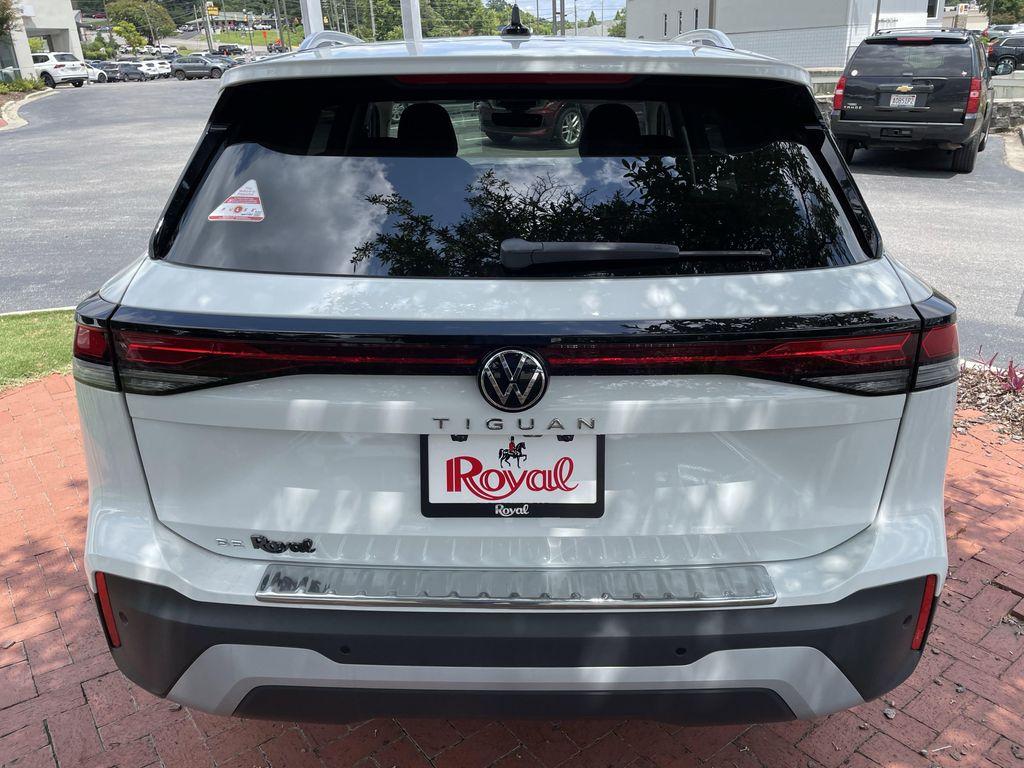 new 2025 Volkswagen Tiguan car, priced at $32,913