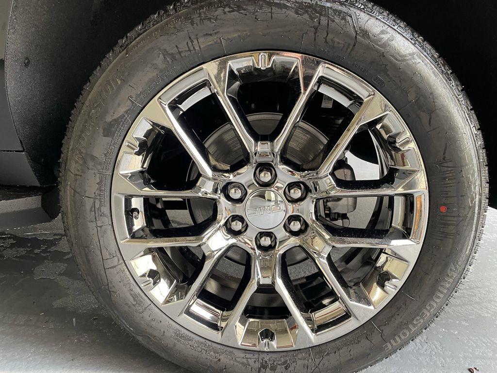 new 2026 GMC Yukon XL car, priced at $84,540