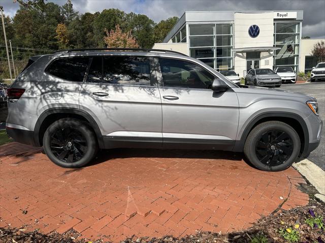 new 2024 Volkswagen Atlas car, priced at $40,989