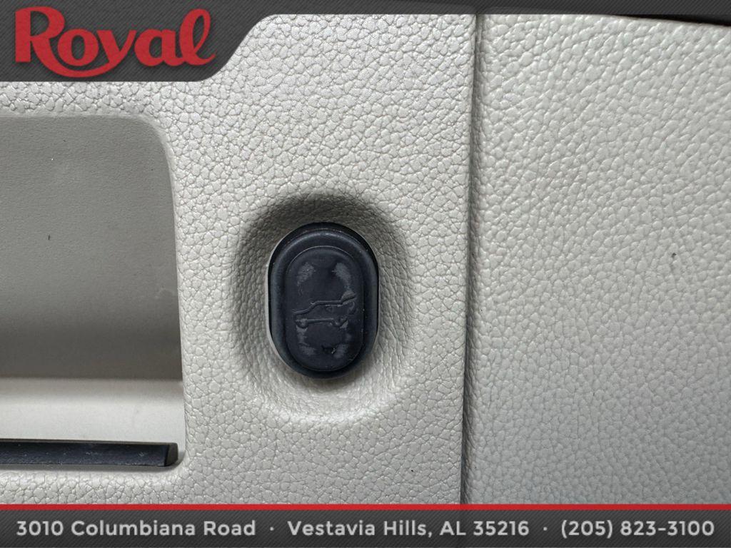 used 2019 GMC Yukon XL car, priced at $23,989