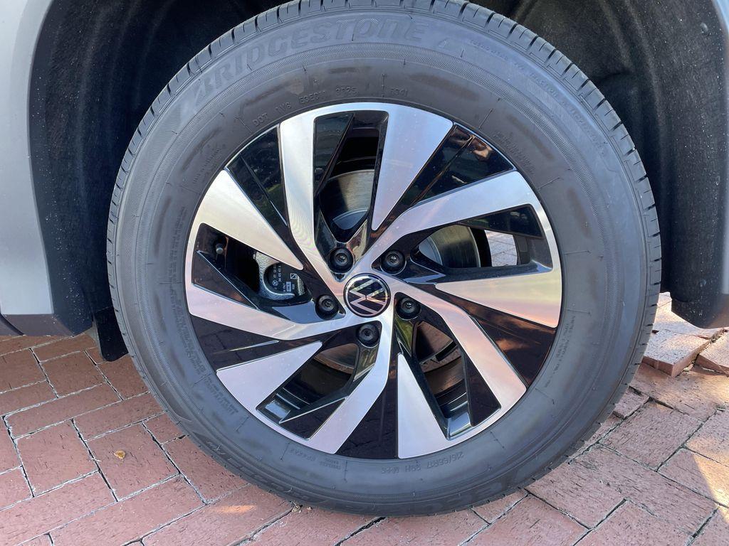 new 2026 Volkswagen Tiguan car, priced at $31,342