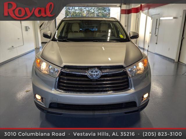 used 2015 Toyota Highlander car, priced at $17,989