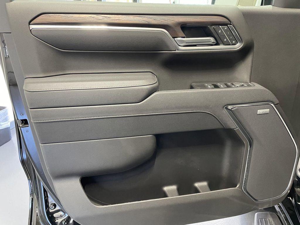 new 2025 GMC Sierra 1500 car, priced at $64,074