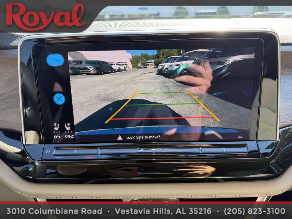 used 2025 Volkswagen Atlas car, priced at $34,780