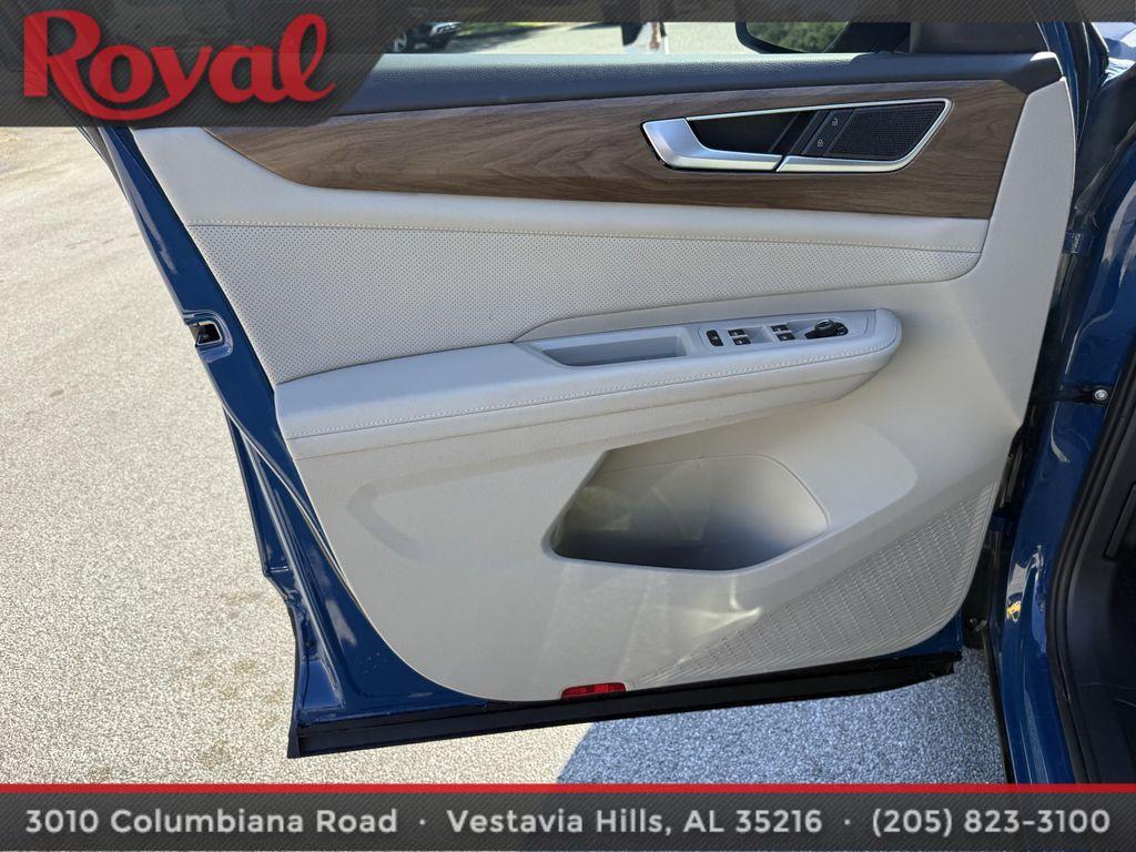 used 2025 Volkswagen Atlas car, priced at $34,780