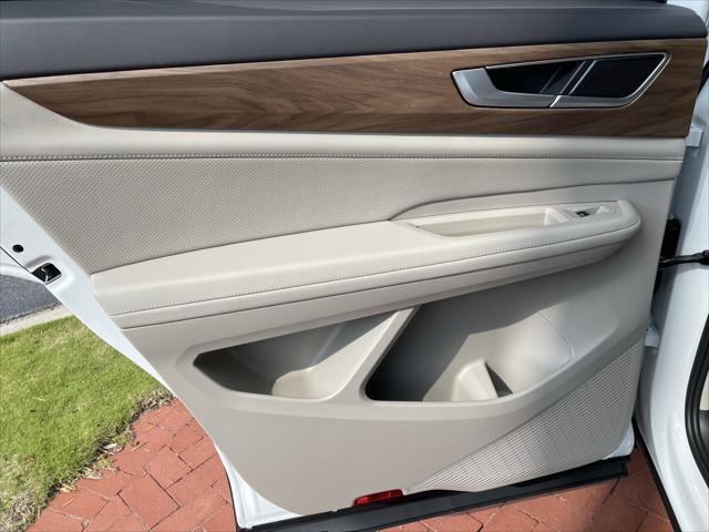 new 2025 Volkswagen Atlas car, priced at $38,366