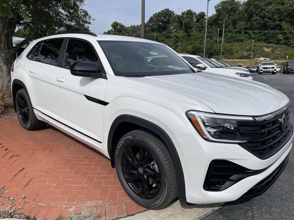 new 2026 Volkswagen Atlas Cross Sport car, priced at $51,411