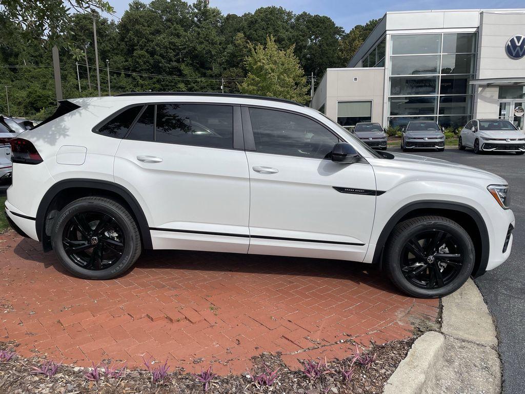 new 2026 Volkswagen Atlas Cross Sport car, priced at $51,411