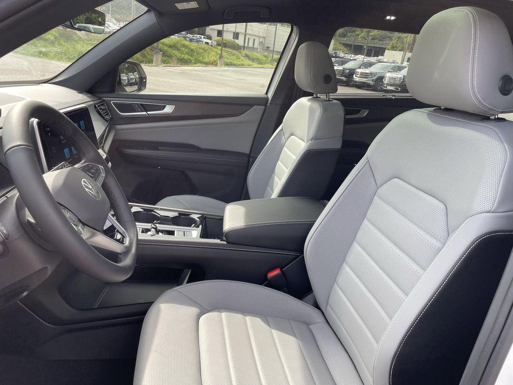 new 2026 Volkswagen Atlas Cross Sport car, priced at $51,411