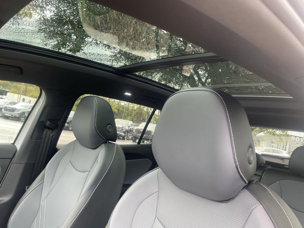 new 2026 Volkswagen Tiguan car, priced at $38,805