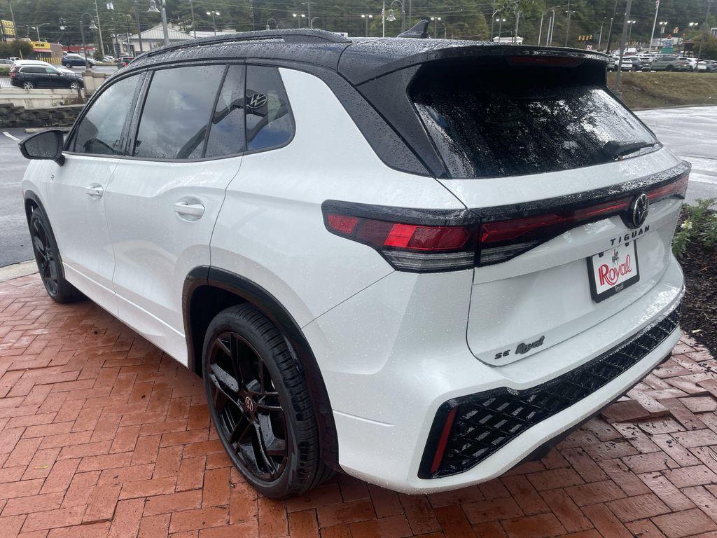 new 2026 Volkswagen Tiguan car, priced at $38,805