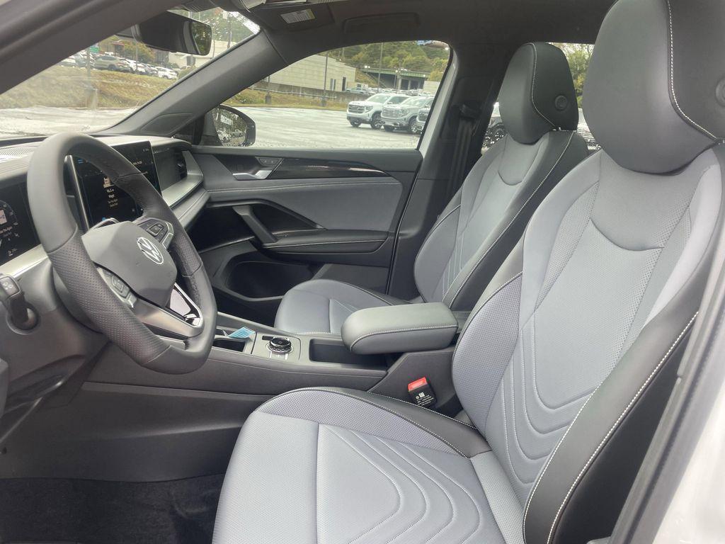 new 2026 Volkswagen Tiguan car, priced at $38,805