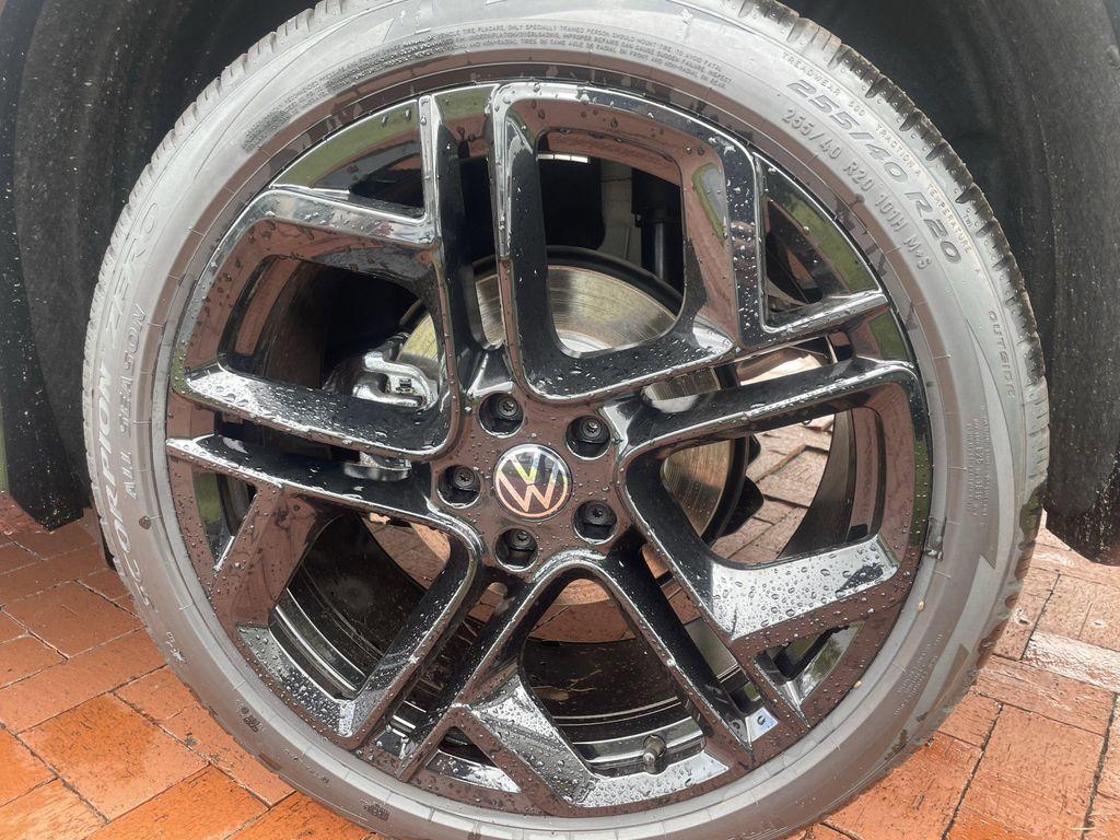 new 2026 Volkswagen Tiguan car, priced at $38,805