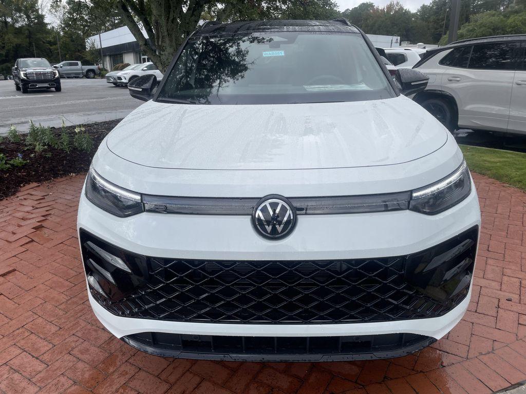 new 2026 Volkswagen Tiguan car, priced at $38,805
