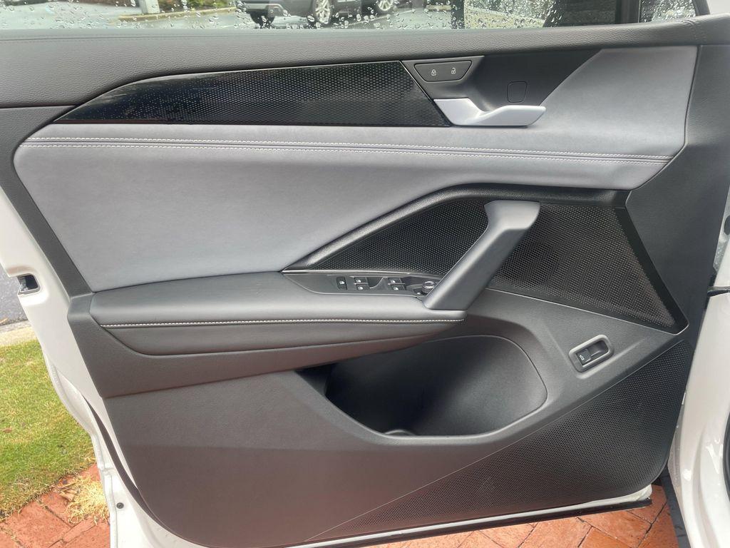 new 2026 Volkswagen Tiguan car, priced at $38,805