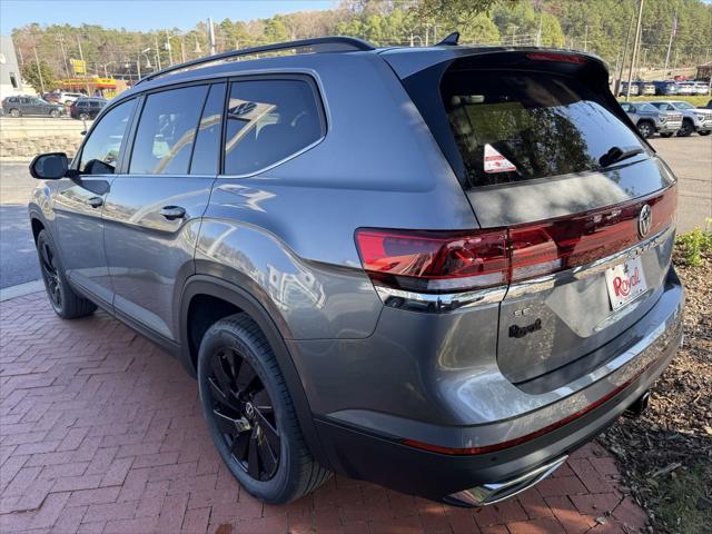 new 2025 Volkswagen Atlas car, priced at $42,825