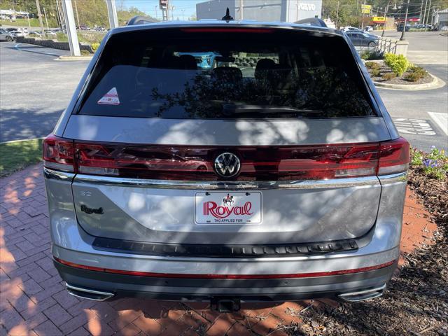 new 2025 Volkswagen Atlas car, priced at $43,068